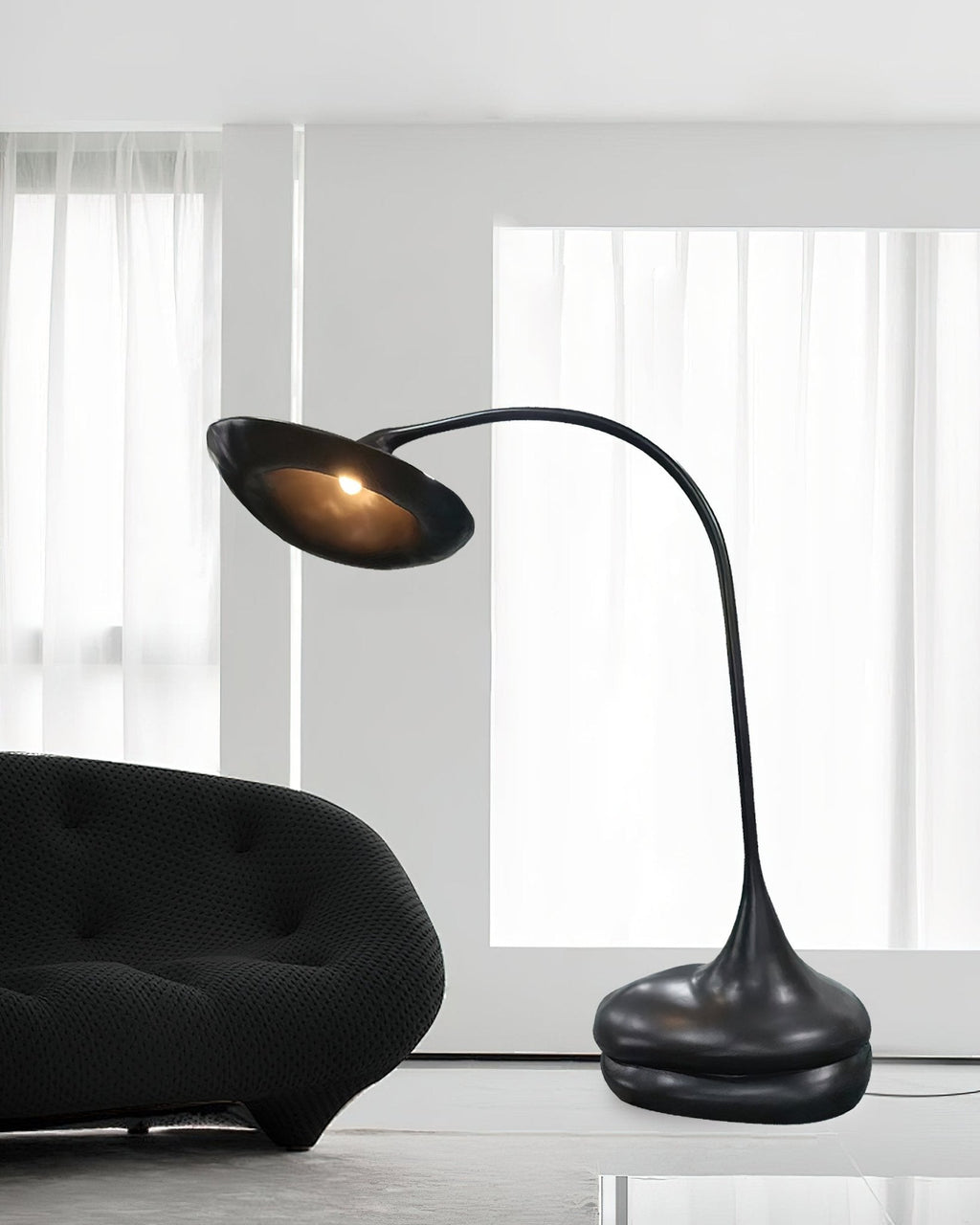 Venus Sculpture Floor Lamp