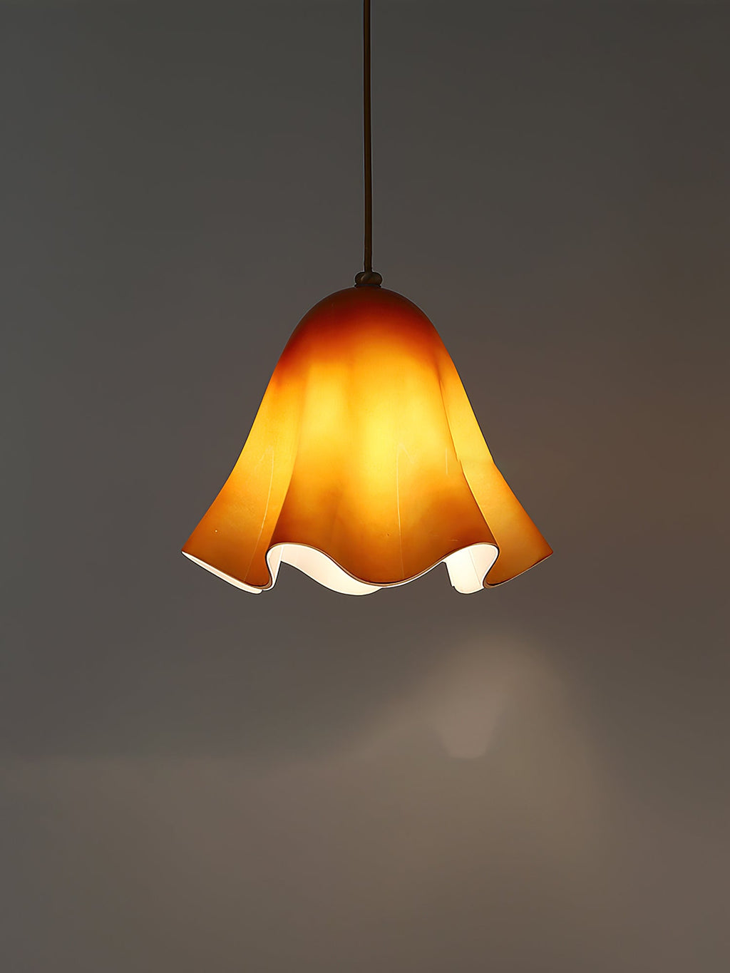 Vera Bloom Pendant Lamp