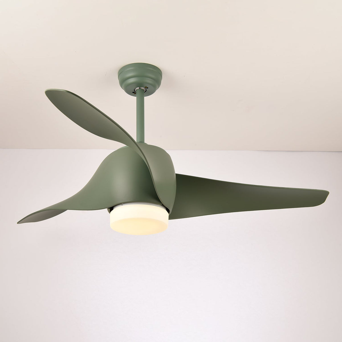 Verdantia Aero Ceiling Fan Light