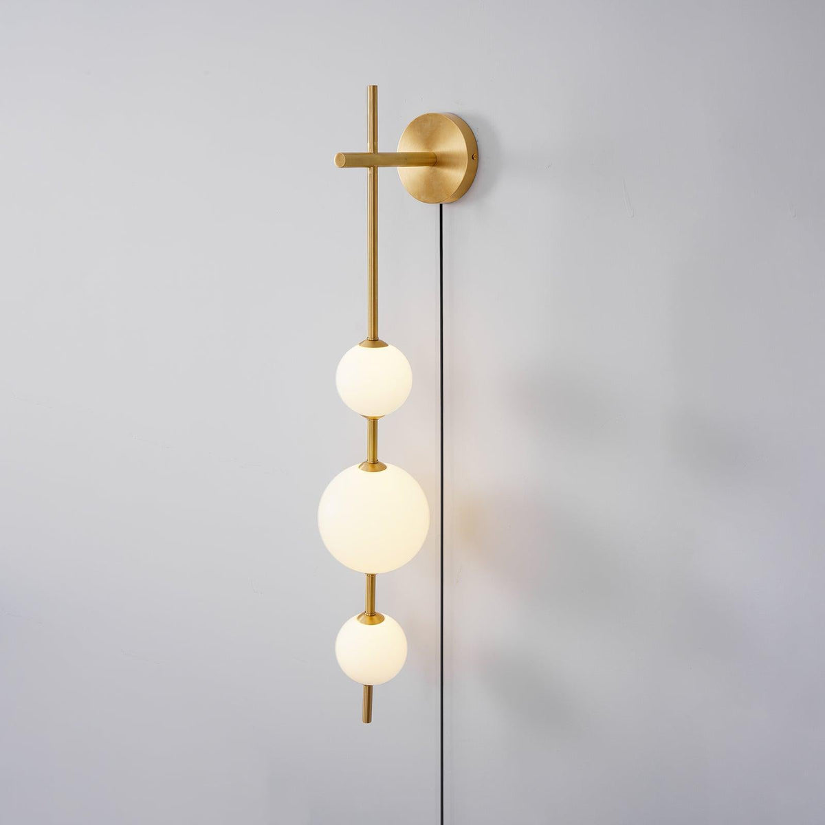 Vertical Globe Plug - in Wall Lamp