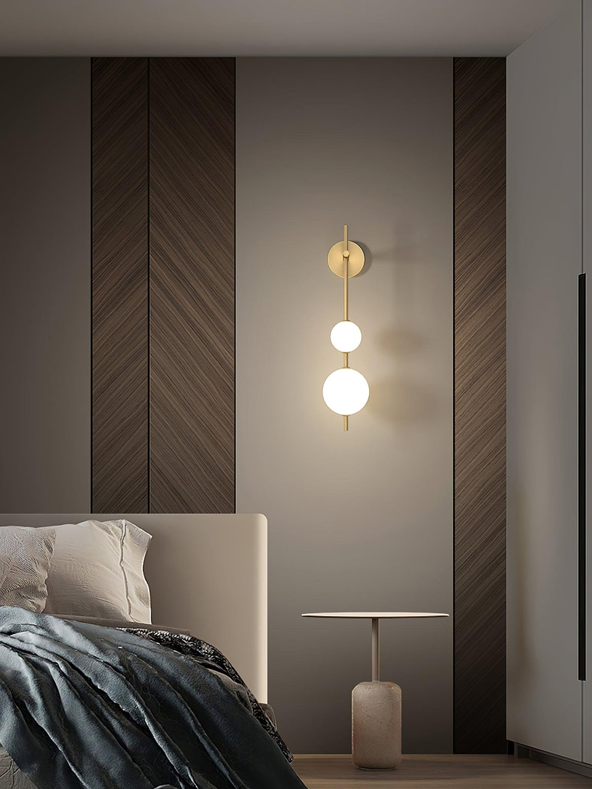 Vertical Globe Plug - in Wall Lamp