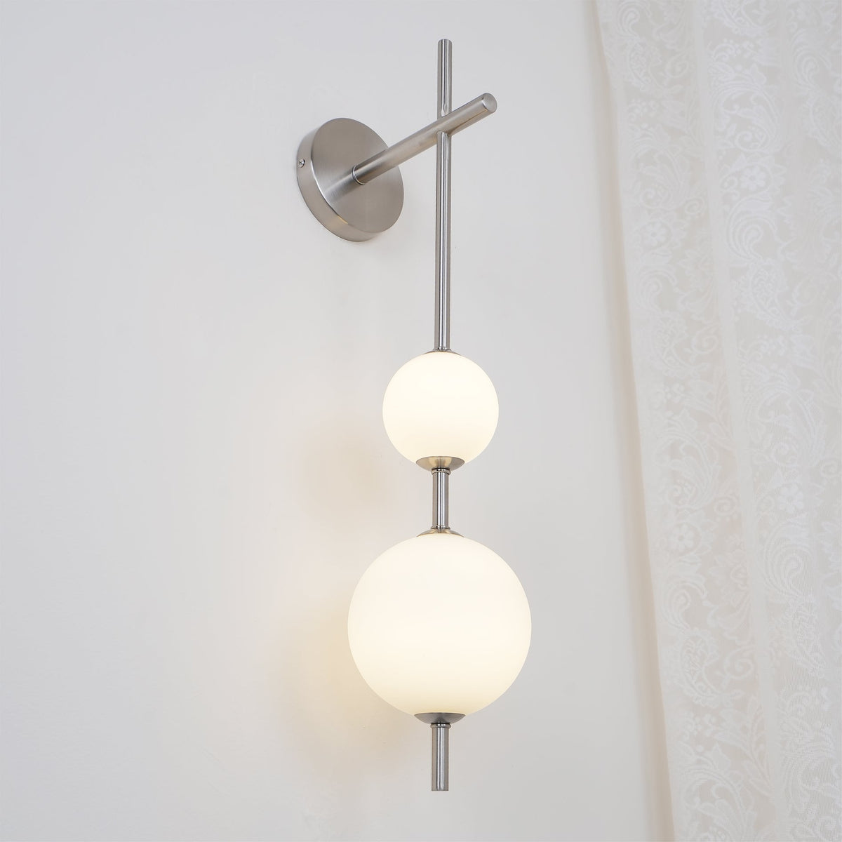 Vertical Globe Plug - in Wall Lamp