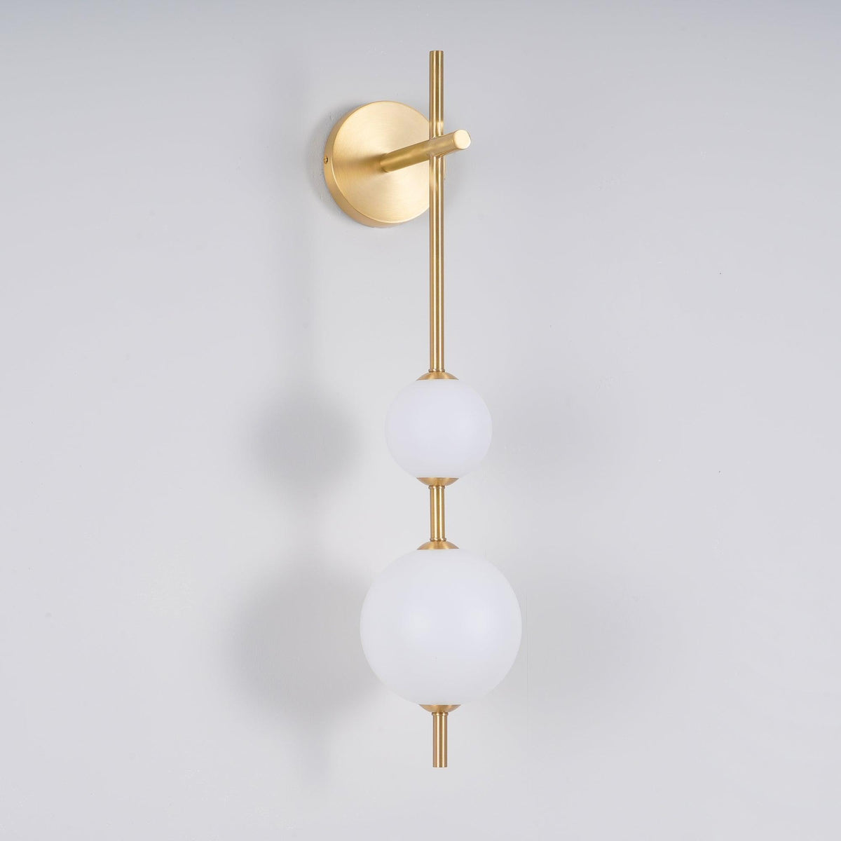 Vertical Globe Plug - in Wall Lamp