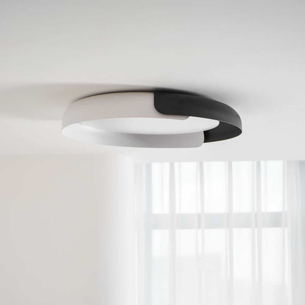 Vikaey Ceiling Light
