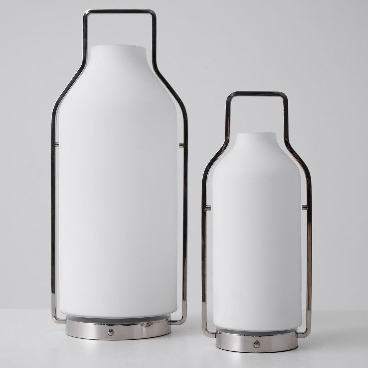 Vintara Lantern Table Lamp