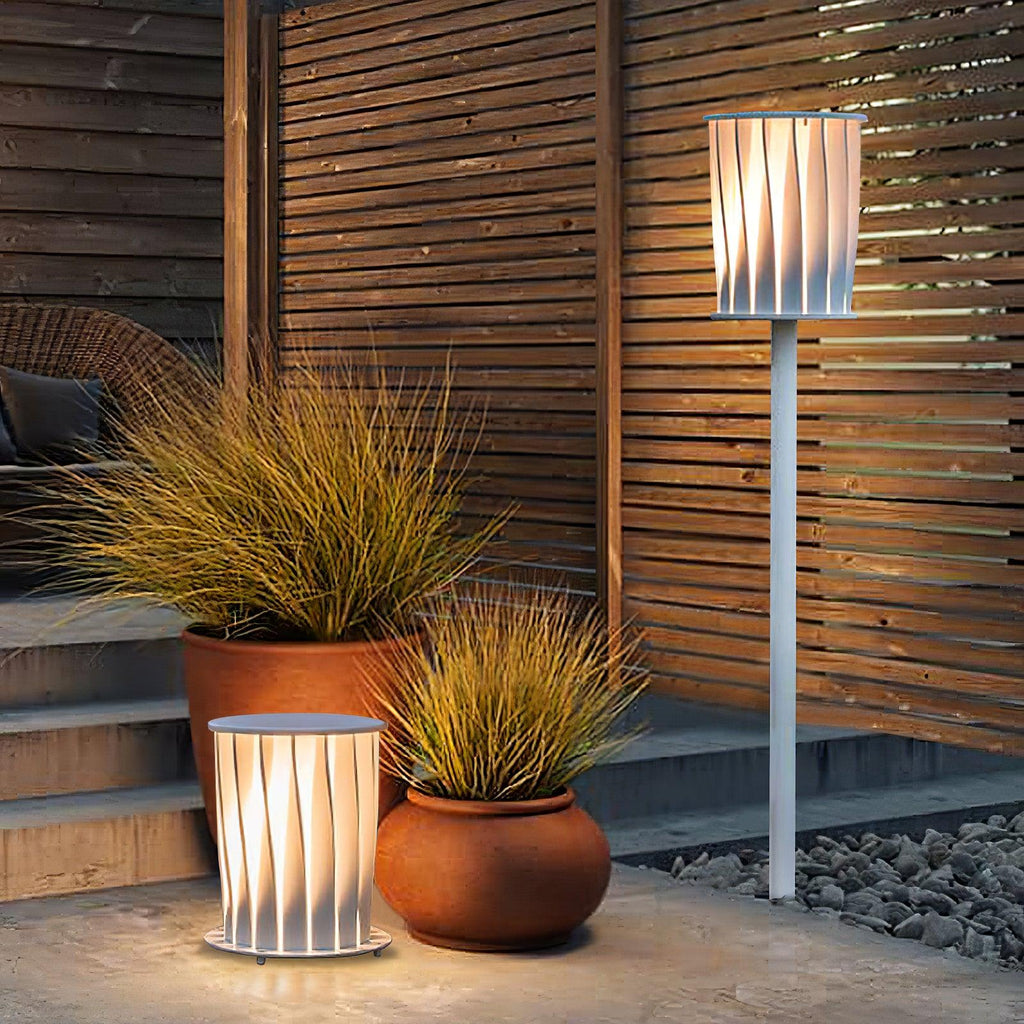 White Column Garden Light