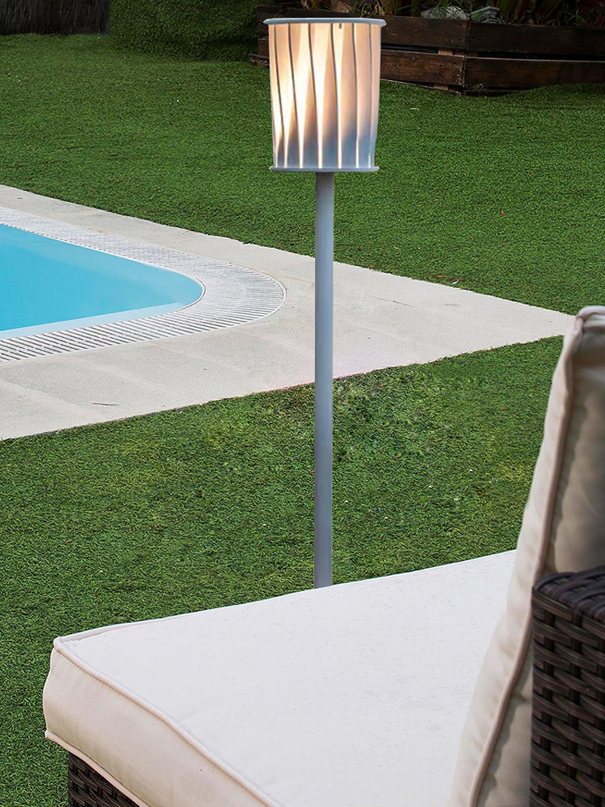 White Column Garden Light