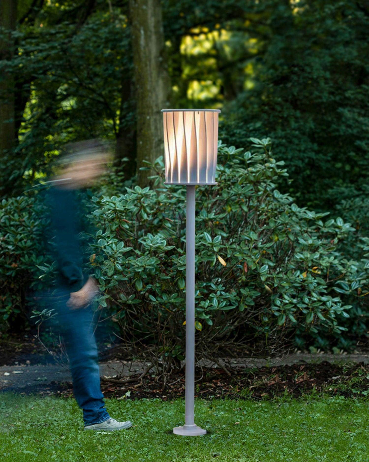 White Column Garden Light