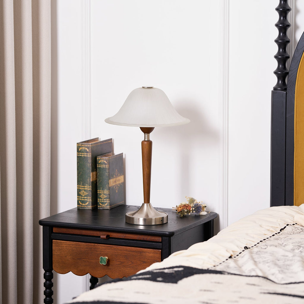 Winston Vintage Table Lamp