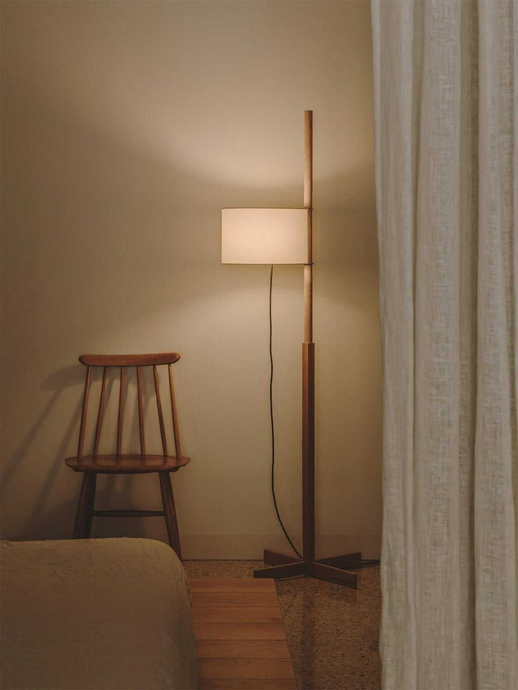 Wood Tmm Floor Lamp