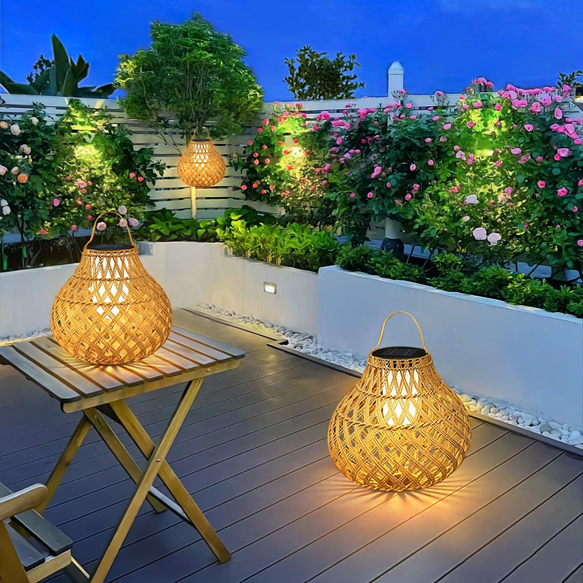 Woven Sphere Lantern Outdoor Lamp