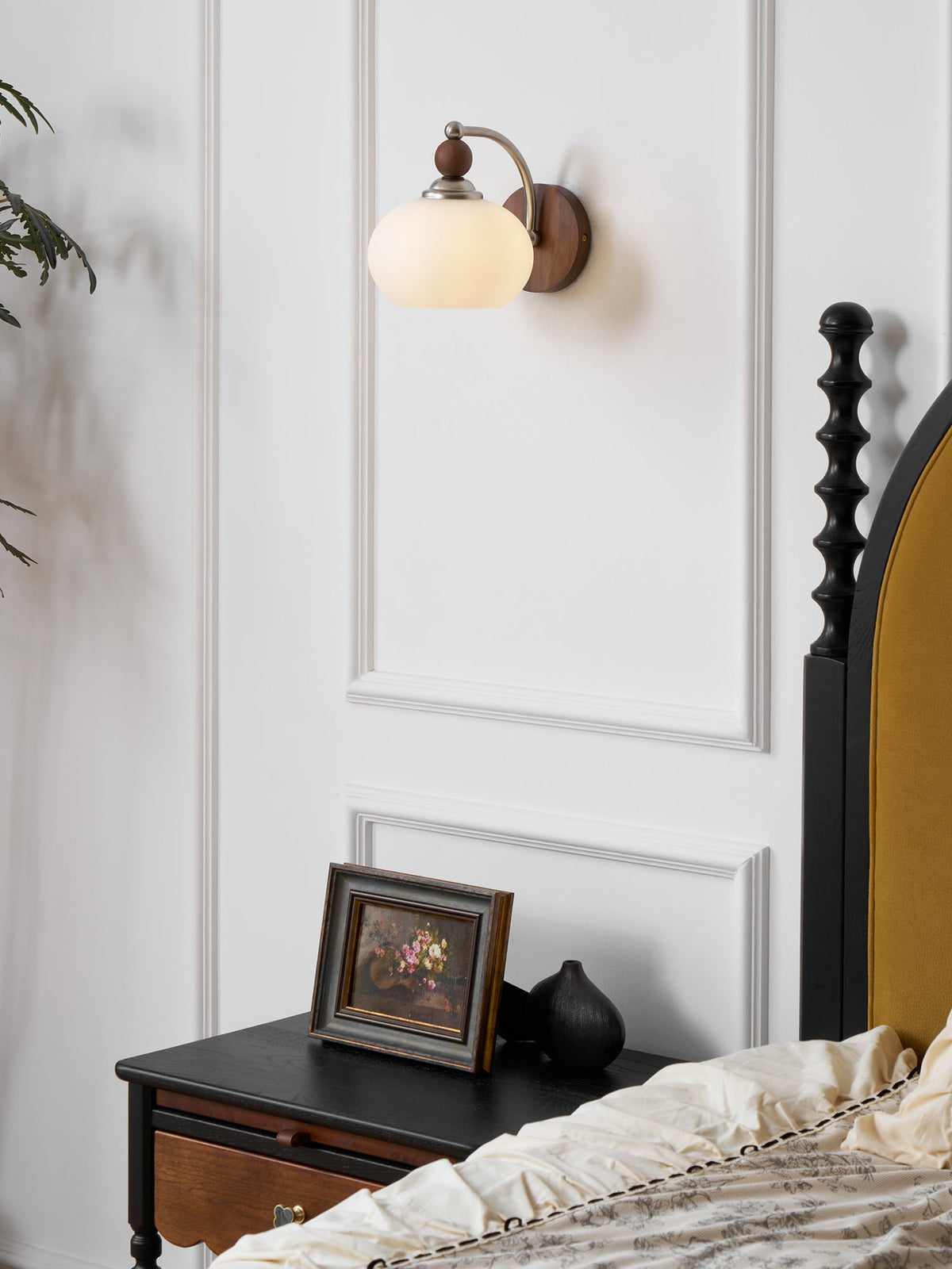 Yisi Po Wall Lamp